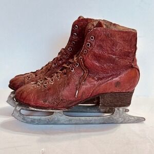 Keypoint 1998 Vintage Style Miniature Ice Skates Figurine Red Brown Decor 5 inch